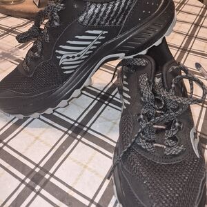 Saucony Black and Gray Women's Sneakers